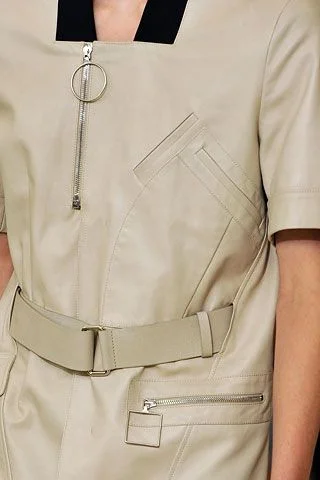 Look 25